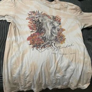 Hot Topic Beige Gryffindor Lion Tee